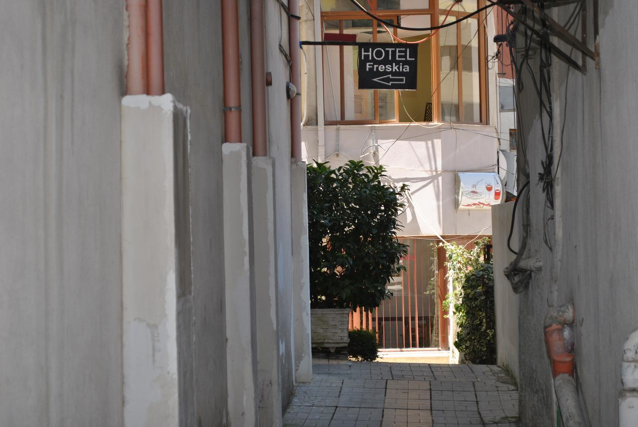 Hotel Freskia Gjirokastër Esterno foto